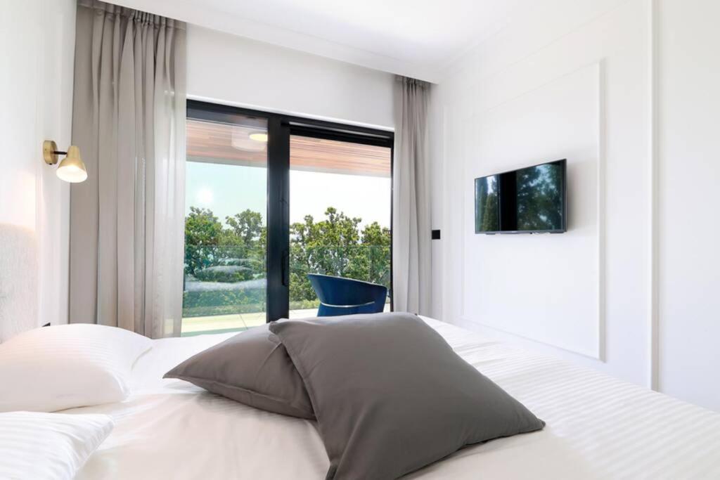شقة Marena - Trees To Seas Luxury Escape أوباتيا المظهر الخارجي الصورة